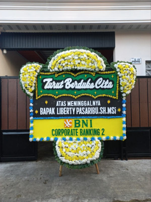 Papan Bunga Duka di Pedalangan