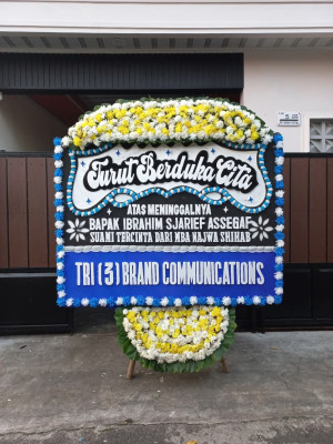 Papan Bunga Duka di Pedalangan